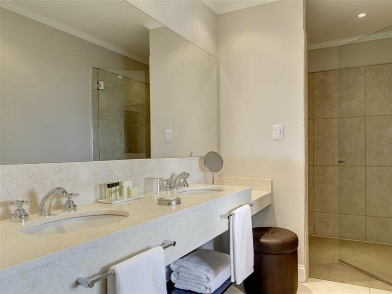 Du Vin, A Tribute Portfolio Hotel 5*